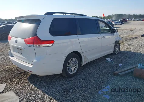 2014 Toyota Sienna Xle V6 8 Passenger from USA, damaged, VIN 5TDYK3DC0ES424219